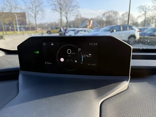 Toyota bZ4X Executive 73 kWh | JBL | Stoelverwarming V+A