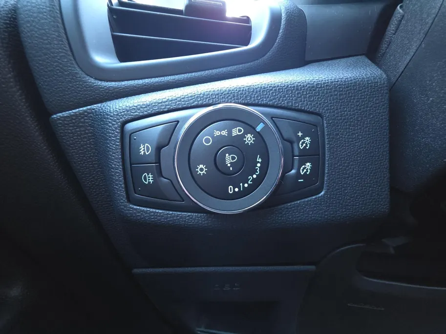 Ford EcoSport 1.0 EcoBoost ST-Line | Two-Tone | Winter Pack | Climate Control | Parkeersensoren | Apple CarPlay / Android Auto |