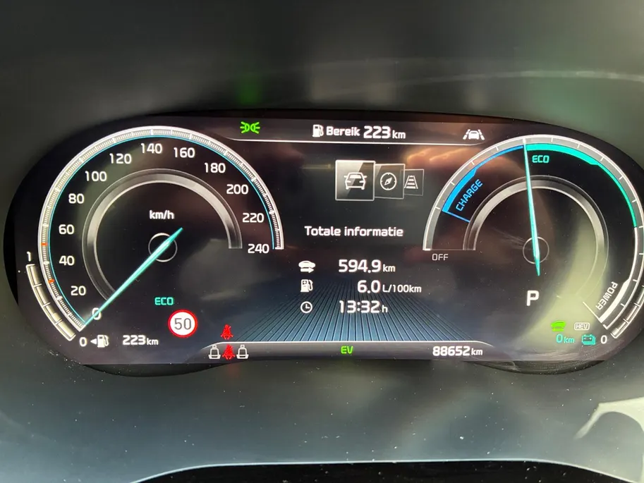 Kia XCeed 1.6 GDi PHEV DynamicPlusLine STOELVERWARMING | NAVI | LM VELGEN | TREKHAAK