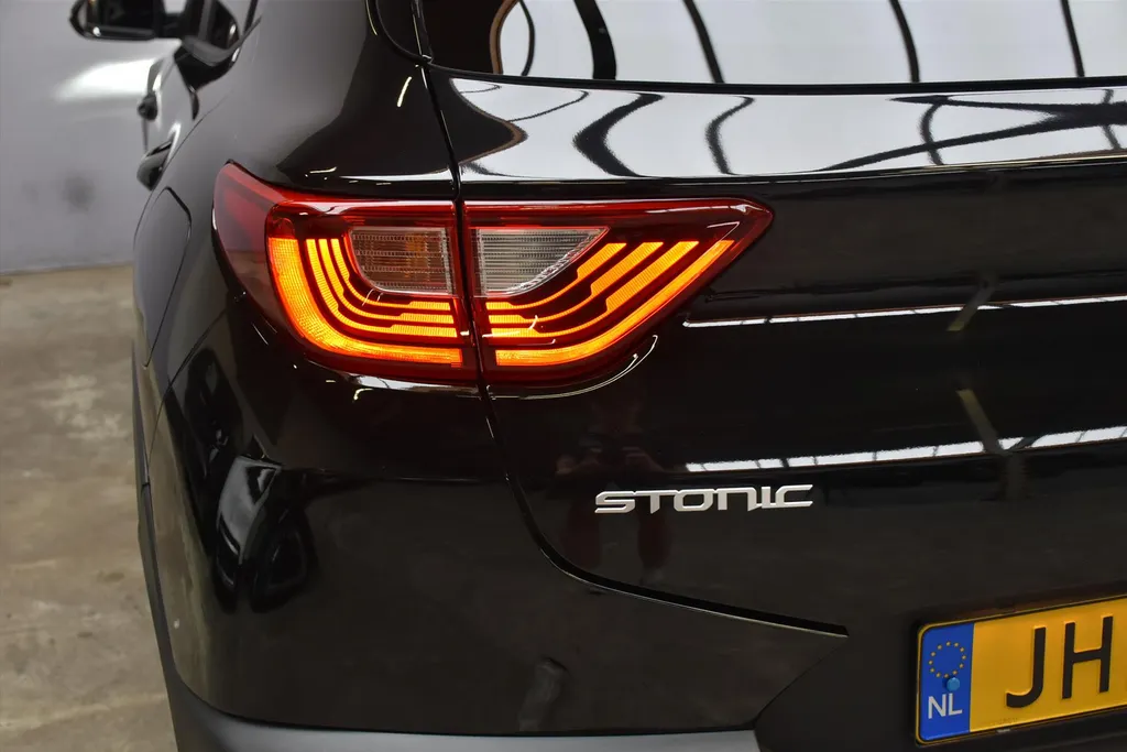 Kia Stonic 1.0 T-GDi MHEV 100pk DCT7 DynamicPlusLine