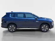 Mitsubishi Outlander 2.4 PHEV Pure | Showroomvoorraad model met 5.000 euro korting bij levering voor 30-6-2026  |Navigatie | Airco/ECC | L.M.Velgen | 8 jaar garantie