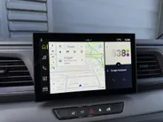 Renault Master E-Tech T35 L2H2 Advance Long Range 87 kWh Automaat | DEMO | Trekhaak | RVS Side & Backbar | Laadruimte Betimmering | Navi | Camera | Apple CarPlay/Android Auto | Full LED | Climate Control | Parkeersensoren |