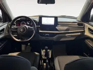 Suzuki Swift 1.2 Select Smart Hybrid | Apple Carplay/Android Auto | Achteruitrij Camera | Adaptive Cruise Control | All-Season | BLISS | LED | LMV 16' | Stoelverwarming |