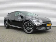 Kia EV6 Light Edition 63 kWh | Stuur-/stoelverwarming | Camera | 19' LM | LED | Cruise adapt. | Clima | Draadloze telefoonlader | 17% bijtelling |