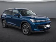 Volkswagen Tiguan 1.5eHybrid 204PK Life Edition · Trekhaak · Navigatie · Camera + parkeersensoren · Garantie t/m 10-02-2031 of 100000km.
