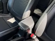 Kia Stonic 1.0 T-GDi MHEV GT-PlusLine | Navi | Clima | Camera | Schuif-/Kanteldak | Dodehoekdetectie | Stoel-/Stuurverwarming | LED-Koplampen | Carplay | LM Velgen