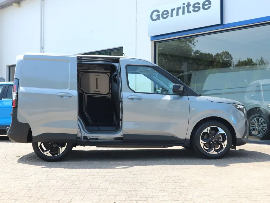 Ford E-Transit Courier Limited 44 kWh | TREKHAAK | NAVI | WINTERPACK |