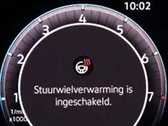 Volkswagen Golf 1.5 eTSI 150pk DSG R-Line · Apple/Android Car Play · Trekhaak ·  Camera + Parkeersensoren · Stoelverwarming · Garantie t/m 24-09-2030 of 100000km.