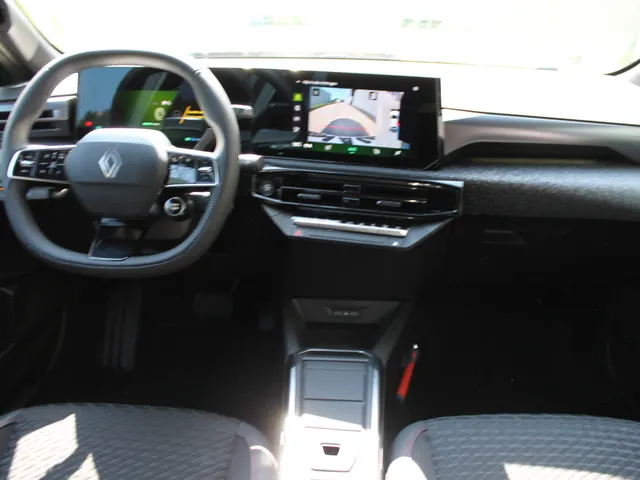 Renault Clio 1.8 Hybrid 160 techno *DEMONSTRATIEWAGEN*
