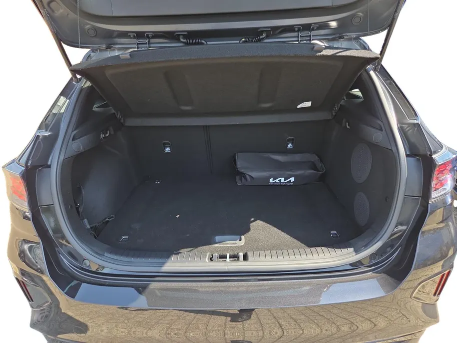 Kia Ceed 1.5 T-GDi GT-PlusLine Automaat | 140 PK | Schuif-kanteldak | JBL | Elektr. verstelbare bestuurdersstoel met geheugenfunctie |  18' lichtmetalen velgen | Dodehoek detectie  | Metallic lak | Fabrieksgarantie t/m 8-4-2032 + 3x 1 jaar*  | NAP