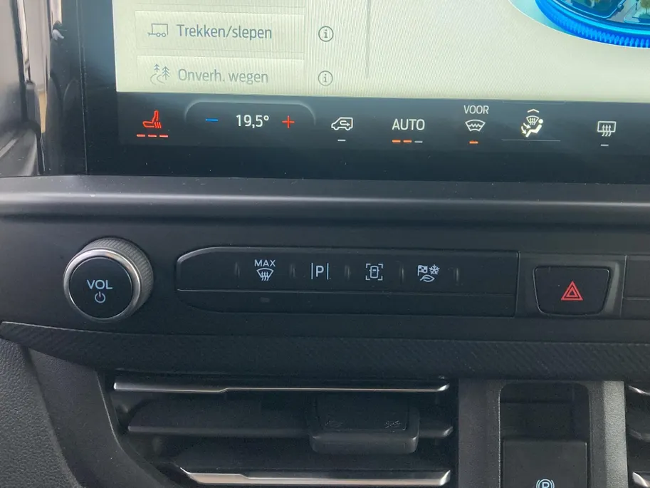 Ford Transit Custom 320 2.0 TDCI 136 pk Automaat AWD Limited L1H1 Navigatie - Apple Carplay/Anrdoid Auto - Ruiten achter - Trekhaak