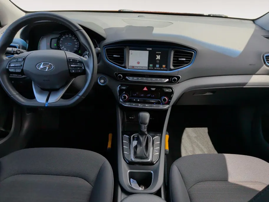 Hyundai IONIQ 1.6 GDi Comfort | Zeer zuinig | Automaat | Climate | Cruise | Carplay |NU Rijklaarprijs! Incl.12 Maanden, APK, Onderhoudsbeurt etc! Premiumpakket gratis!