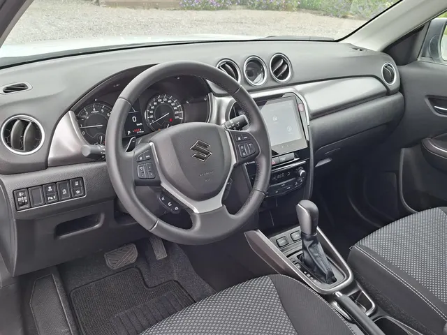 Suzuki Vitara 1.4 Boosterjet Smart Hybrid Select NAVI | PDC | CRUISE | rijklaarprijs !!