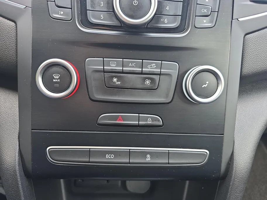 Renault Mégane Estate 1.2 TCe Life | Trekhaak | Cruise control | Bluetooth | DAB | 12 maanden garantie! |