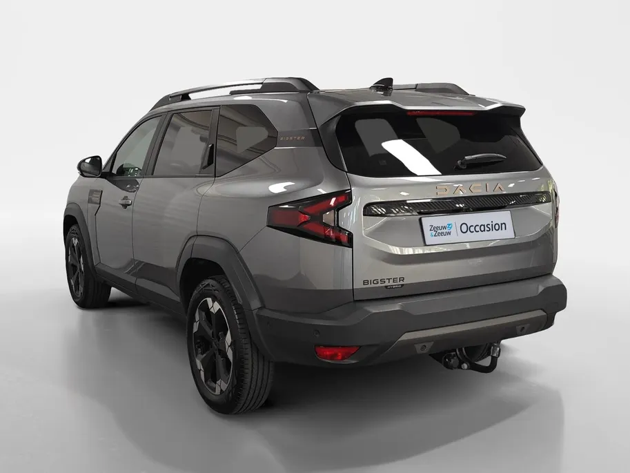 Dacia Bigster 1.8 Hybrid 155 Extreme AUTOMAAT NAVI TREKHAAK AIRCO 360CAMERA CRUISE CONTROLE SCHUIFKANTELDAK APPLE CARPLAY ANDROID AUTO ZEER MOOIE AUTO DEALER ONDERHOUDEN