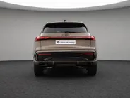 Audi Q5 e-hybrid quattro S edition Competition 367 PK · Tech pro · 20' LM Velgen · Glazen panoramadak · B&O Premium 3D