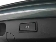 Volkswagen Passat Variant 1.5 eHybrid 272pk DSG R-Line Edition · Panoramadak · Inklap. Trekhaak · 360 Camera · Keyless · Matrix LED · Elek. Achterklep · Head-Up Display · Garantie t/m 13-11-2030 of 100.000km
