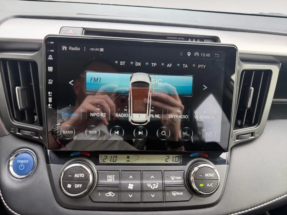 Toyota RAV4 2.5 Hybrid AWD Style Dealer onderhouden | 1650KG Trekkracht | Applecarplay / Android auto | Climate control | Cruise control |