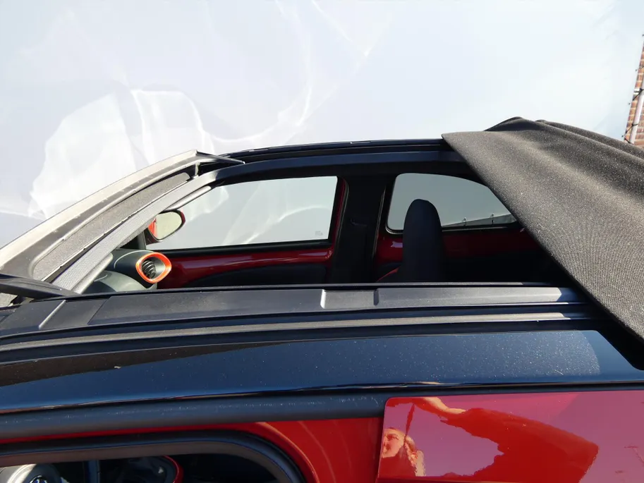 Toyota Aygo X 1.0 VVT-i MT 72pk Limited Cabrio Special Edition |Schuifdak |Uniek!