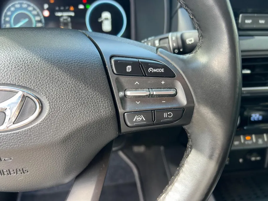 Hyundai Kona 1.6 GDI HEV Fashion Design Sky 105PK | 1ste eigenaar | Navigatie | Apple Carplay & Android Auto | Adaptive cruise control | Trekhaak | Schuif- kanteldak | Parkeersensoren achter | Stoelverwarming voor |