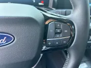 Ford E-Transit Courier Limited 44 kWh |Trehaak| Camera| Apple Carplay/Android Auto| stuurwiel verwarmd| 12 maanden Bovag Garantie|