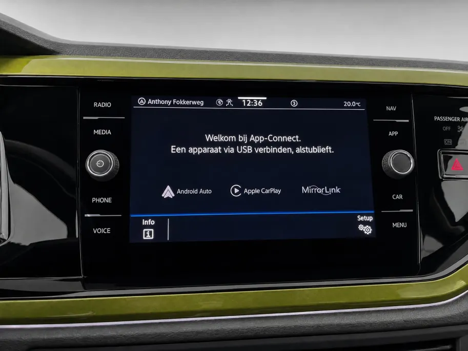 Volkswagen Taigo 1.0 TSI 110pk DSG Style · Camera · Apple/Android Car Play · IQ.Light · P-Sensoren · Stoelverwarming · 17'' Inch ·