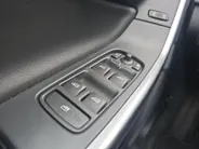 Volvo S60 1.5 T2 Kinetic | Automaat | Stoelverwarming | Navigatie | Climate Control | Goed onderhouden! | 12 maanden garantie! |