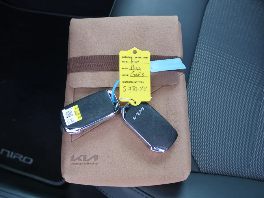 Kia Niro 1.6 GDi Hybrid DynamicLine | Camera | Cruise adapt. | Clima | 16' LM | Navi | Keyless |