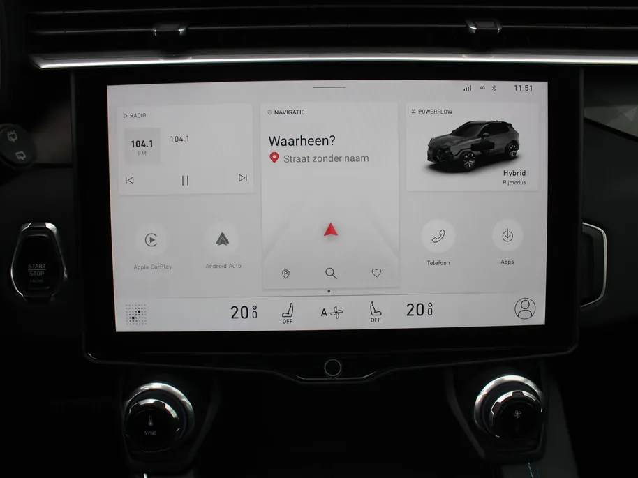 Lynk & Co 01 1.5 | PHEV | Trekhaak | Stoelverwarming | Elek. stoelverstelling + achterklep | Pano dak | Dodehoek detectie | Camera | 20' LM | HK Audio |