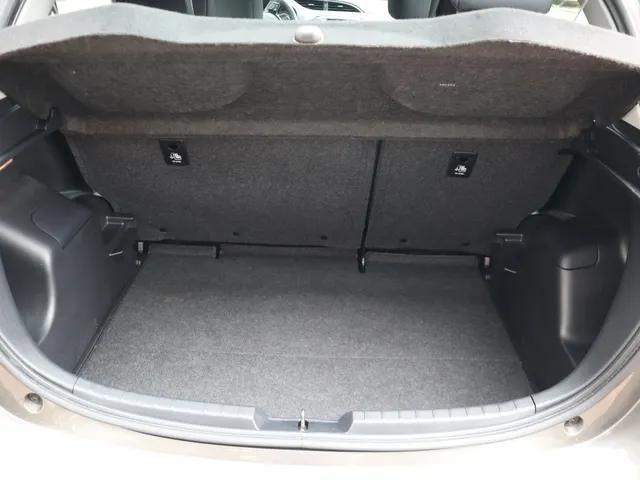 Toyota Yaris 1.0 VVT-i Active Camera | Cruise | Slechts 23.675 km