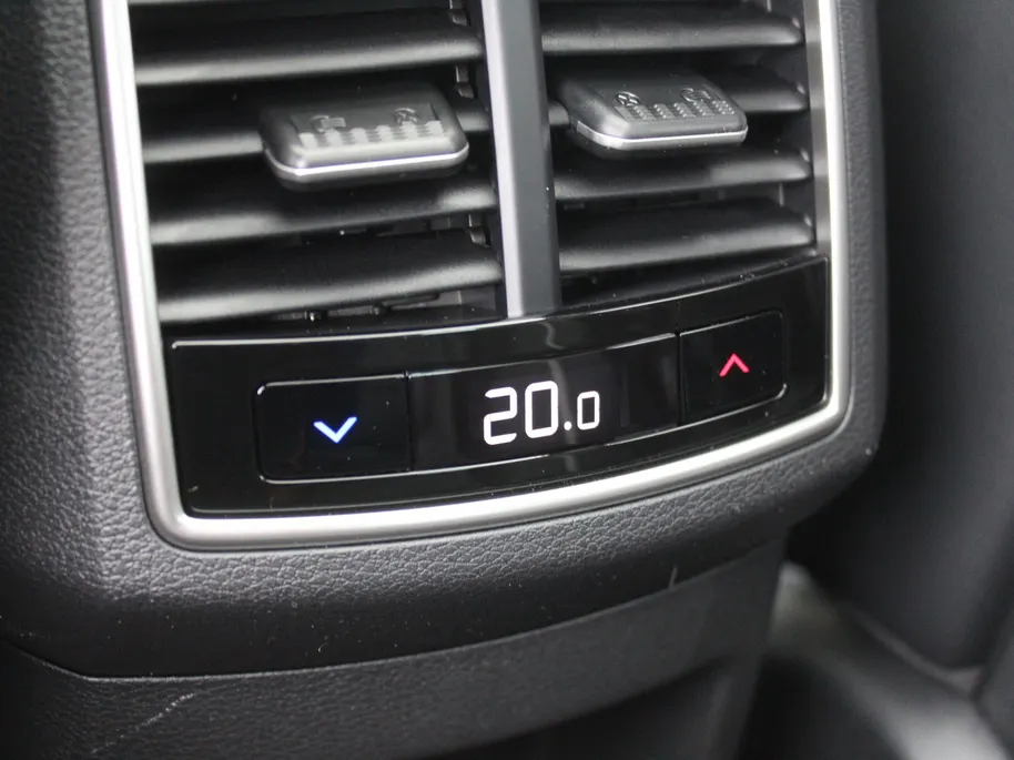 Kia Sportage 1.6 T-GDi Plug-in Hybrid GT-PlusLine | Stuur-/stoelverwarming + ventilatie | Schuifdak | 360 Camera | HUD | LED | Elek. stoelverstelling + achterklep |