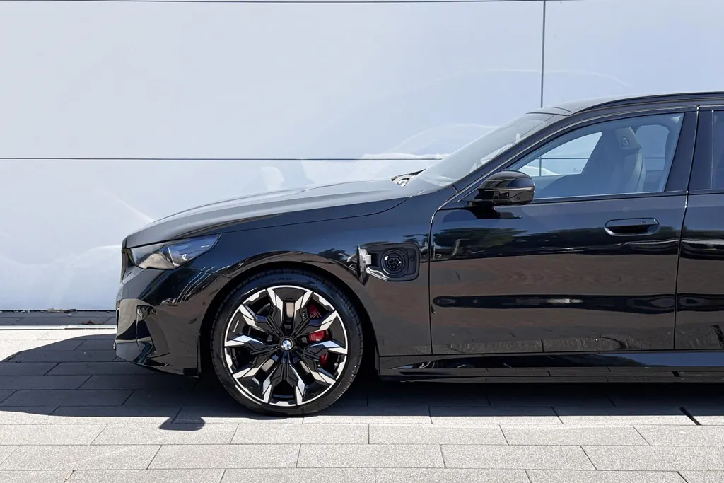 BMW 5 Serie Touring 550e xDrive