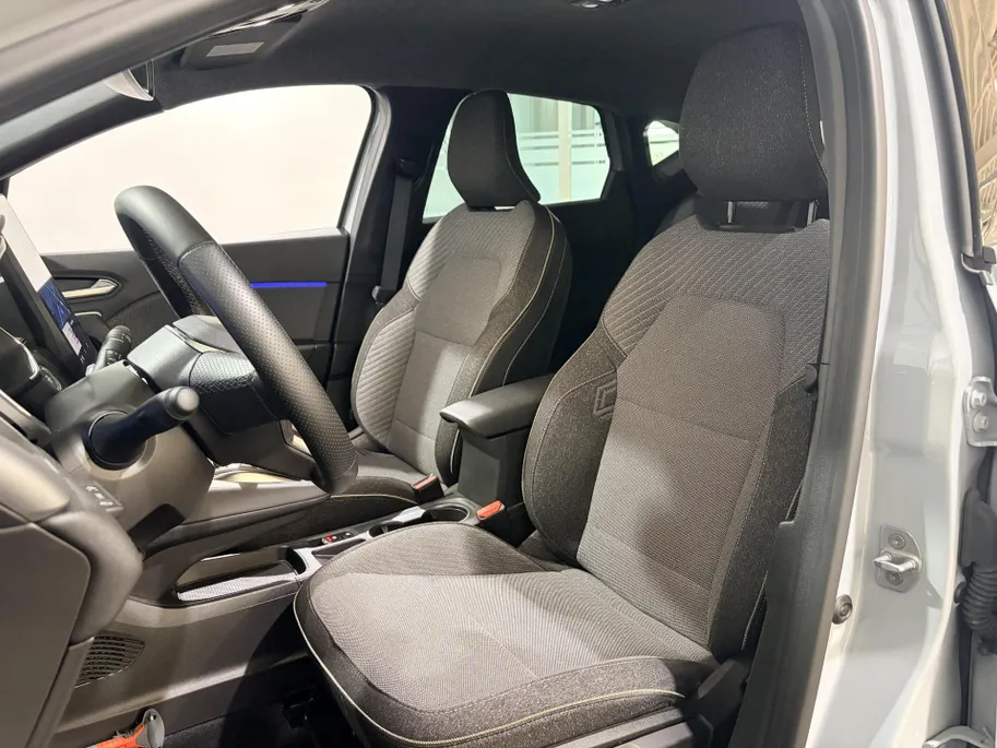 Renault Captur 160PK E-Tech full hybrid Techno Automaat | 1ste Eigenaar | Google Built-In | Camera | Digitale Cockpit | Apple Carplay/Android Auto | Parkeersensoren | Cruise Control Adaptief | Climate Control | Licht & Regen Sensor |
