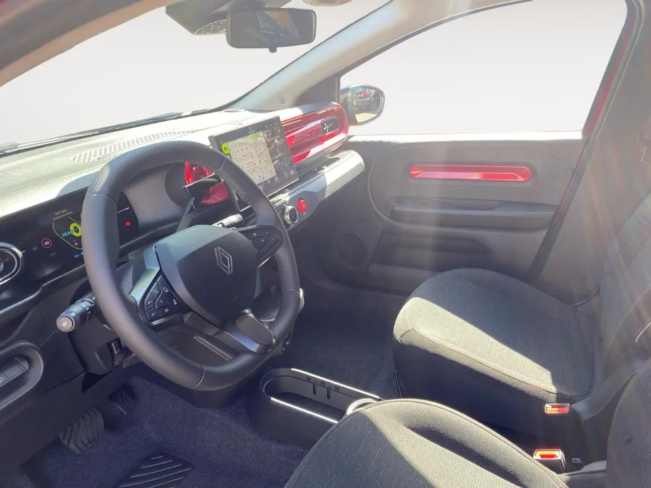 Renault Twingo urban range techno 27.5 kWh * NU IN DE SHOWROOM * Gratis 5 jaar garantie tot 100.000km | financier vanaf 2,9% rente |(Zeeuw & Zeeuw Private Lease Actie v.a. € 379,-)