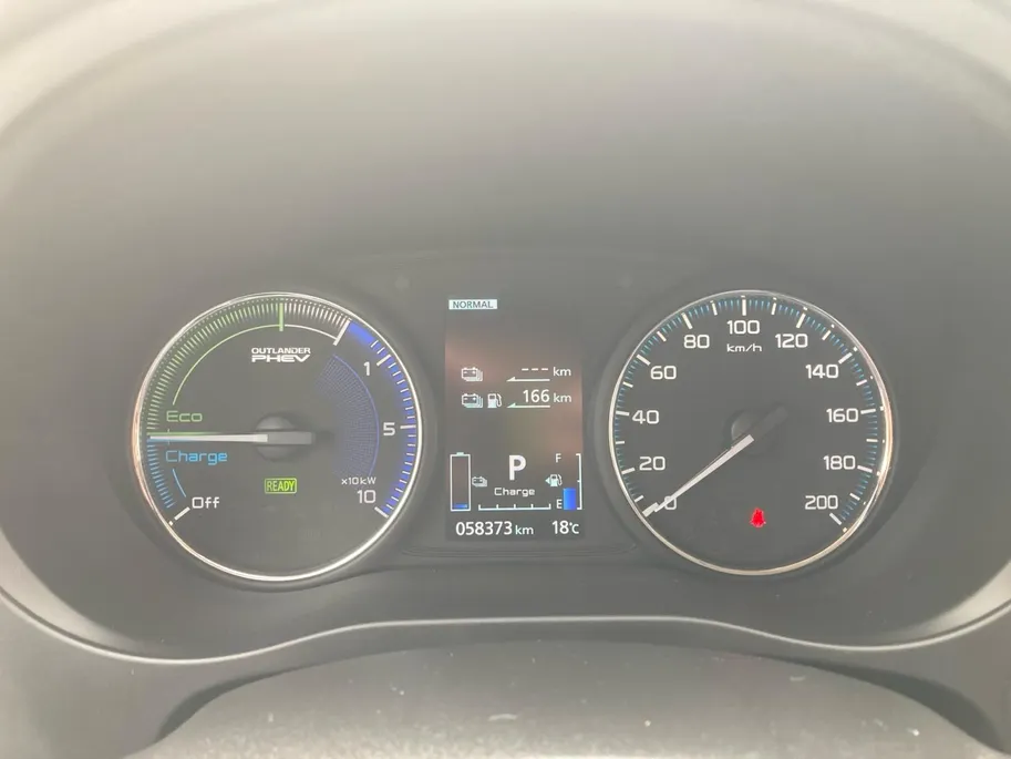 Mitsubishi Outlander 2.4 PHEV Intense S | 1ste Eigenaar! | Dealer onderhouden