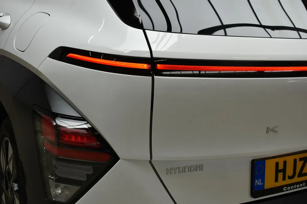 Hyundai Kona 1.6 Hybride DCT Comfort Smart | Navi + Camera