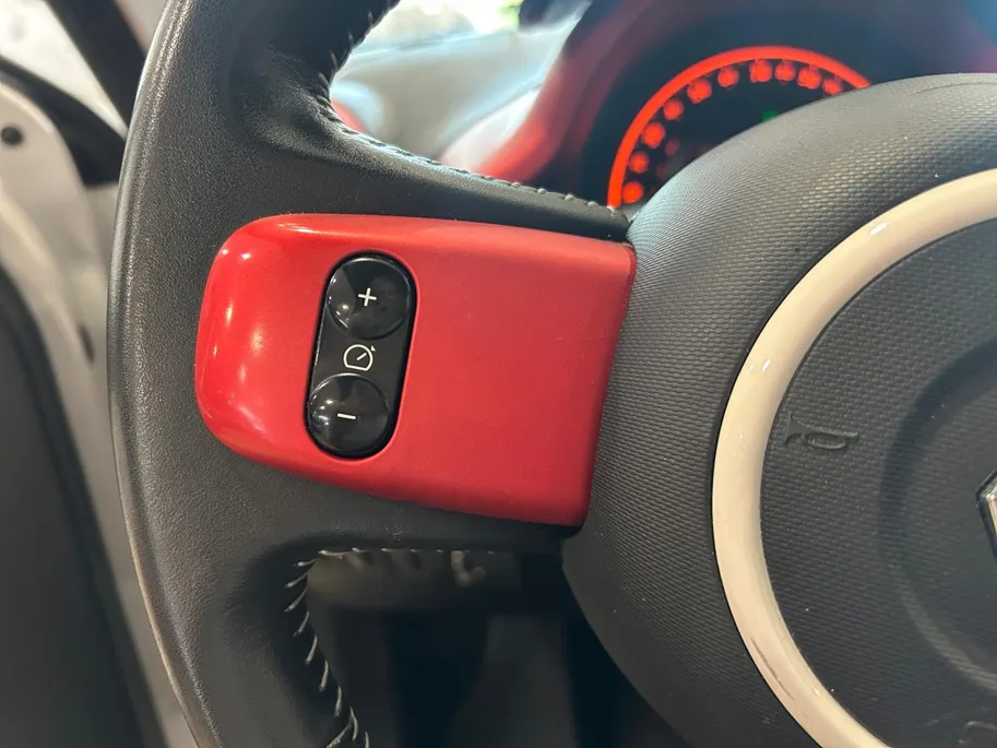 Renault Twingo 1.0 SCe Authentique *Bluetooth*Airco*Cruise*Hoge Instap*Sportieve uitvoering!
