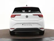 Volkswagen ID.3 Neo Style 61 kWh accu 190 PK elektr. aandrijving · Achteruitrijcamera · Draadloze telefoonlader · Zijruiten achter en achterruit getint ·