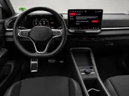 Volkswagen T-Roc 1.5 eTsi 150pk DSG R-Line First Edition · Camera · Apple/Android Car Play · Navigatie · Wegklapbare Trekhaak · Elek. Achterklep · 18'' Inch ·