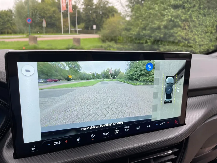 Ford Kuga 2.5 PHEV ST-Line | Wegklapbare trekhaak | panoramadak met schuif- en kantelfunctie | Driver Assistance Pack | draadloos Apple CarPlay en Android Auto |