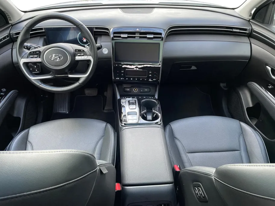 Hyundai Tucson 1.6 T-GDI PHEV Premium Sky 4WD | Zeer compleet | Open dak | 360 graden camera | Stoelverwarming & koeling | Apple CarPlay & Android Auto | Memory seats |