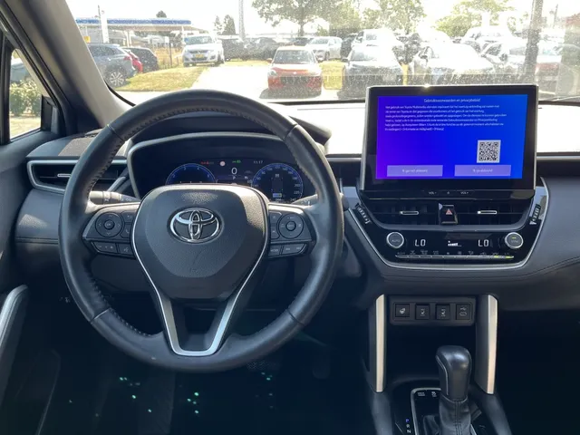 Toyota Corolla Cross Hybrid 140 Dynamic | Parkeersensoren V+A | All Seasons