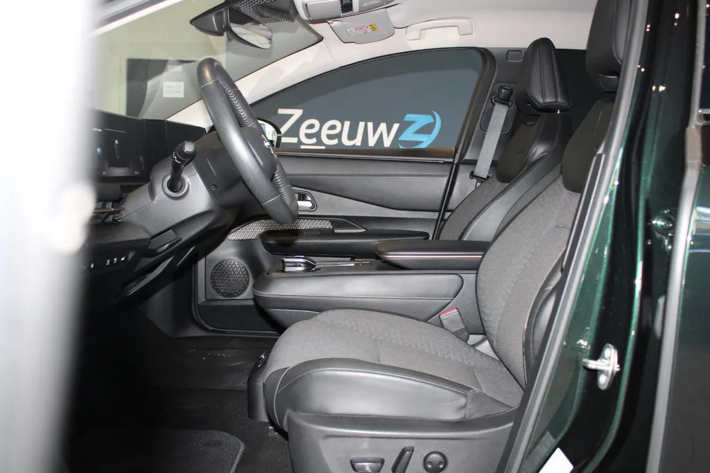 Nissan ARIYA Advance 91 kWh | Electrische stoel verstelling | Apple carplay & Android auto | Navigatie | Parkereersensoren v+a | 360grd camera | Kameleon kleur | 22kw lader | Bi-led verlichting |