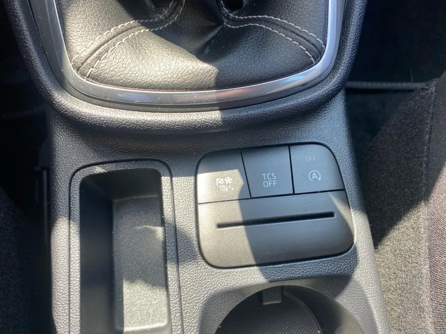 Ford Fiesta 5-deurs 1.0 EcoBoost Hybrid Titanium NL auto | Apple CarPlay / Android-Auto | lm velgen | parkeersensoren | etc.
