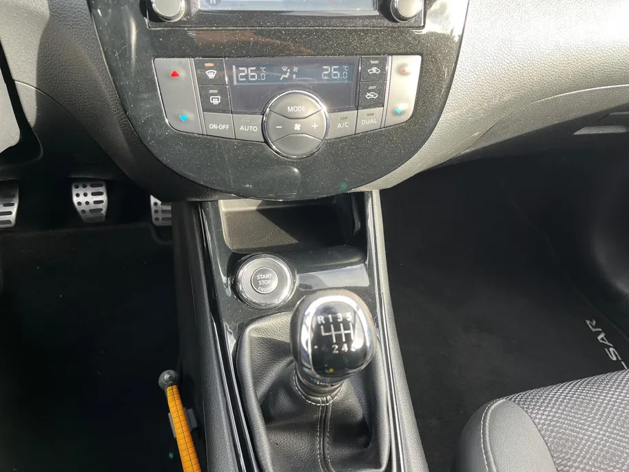 Nissan Pulsar 1.2 DIG-T N-Connecta Nederlandse auto | Dealeronderhouden | camera | lm velgen | clima | etc.
