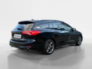 Ford Focus Wagon 1.0 EcoBoost ST-Line Automaat | Nieuwe Distributie | Winterpack | Achteruitrijcamera | Apple carplay/Android auto | Climate Control | Cruise Control | 12 maanden Garantie! |