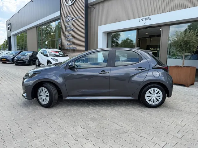Toyota Yaris 1.5 Hyb. 115 Comfort | Camera | Adap. cruise | Carplay |