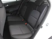 Kia Picanto 1.0 CVVT ComfortLine Navigator | Camera | Navi | Airco | Dealeronderhouden | Apple CarPlay/Android Auto | All seasons |