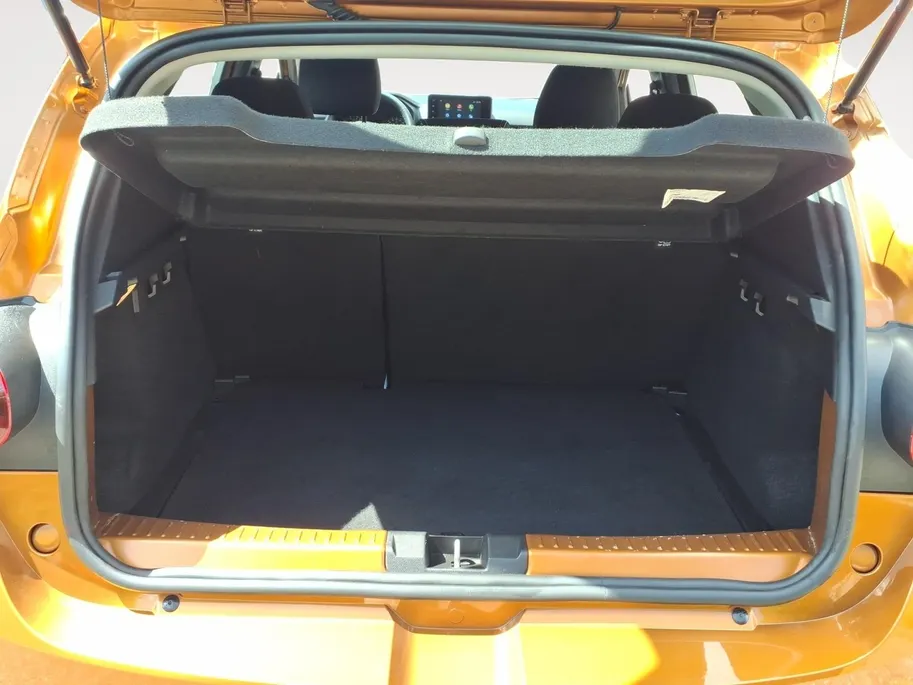 Dacia Sandero 1.0 TCe 100 Bi-Fuel Essential | Trekaak | Andriod/Apple car play | Blindspot