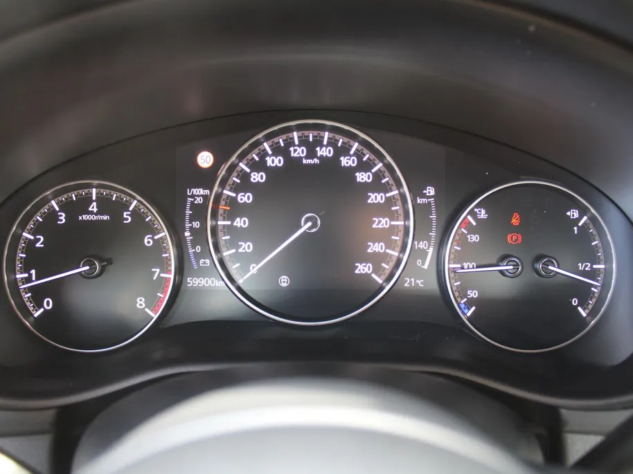 Mazda 3 2.0 e-SkyActiv-G M Hybrid 122 Comfort | Stuur-/stoelverwarming | Camera | Cruise adapt. | Clima | 16' LM | HUD | LED | Dodehoek detectie |
